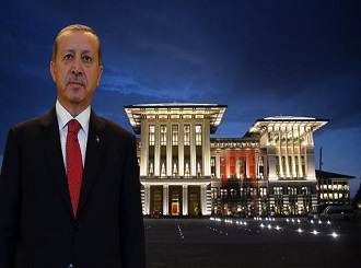 Osmanlı borç parayla saray yaptıktan sonra battı