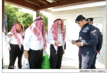 Die Reise der Rabbis nach Jordanien mit arabischer Kleidung + Fotos