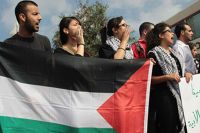 اسرائیلی جارحیت کی مذمت میں اسرائیلی طلبا کے مظاہرے