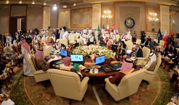 الخلافات العميقة تنقل القمة من القطر الى الكويت أو السعودية