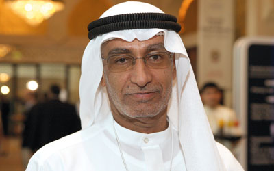 سياسي اماراتي رفيع يقول ان بلاده شاركت في قصف ليبيا