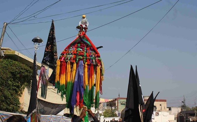 تصویری رپورٹ: آزاد کشمیر کے علاقے میر پور میں جلوس عزا