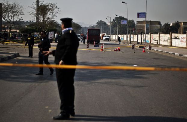انفجار عبوة ناسفة ومقتل حاملها وإصابة آخر كان يرافقه في مصر