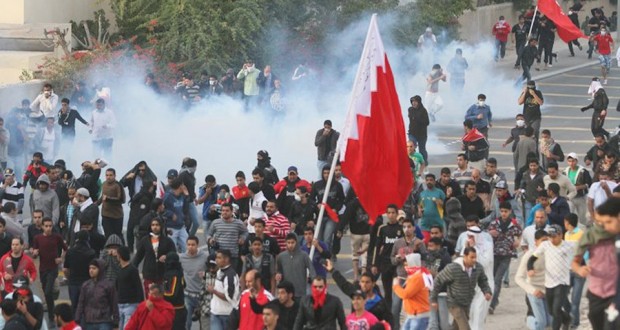 Bahrain bans mass protests as elections approach  