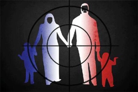 因“伊斯兰国”恐怖组织的罪行英国穆斯林不断遭到伤害