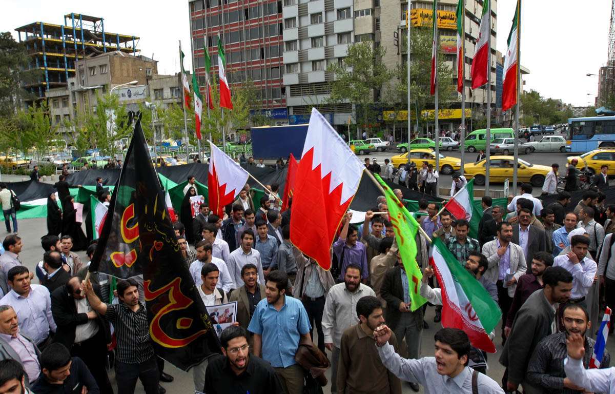 “Cientos de Iraníes han Salido a la Calles de Teherán para Condenar los Crímenes Cometidos por el Régimen de Baréin”