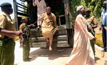 Polizei in Kenya stellt Granaten in Moscheen sicher
