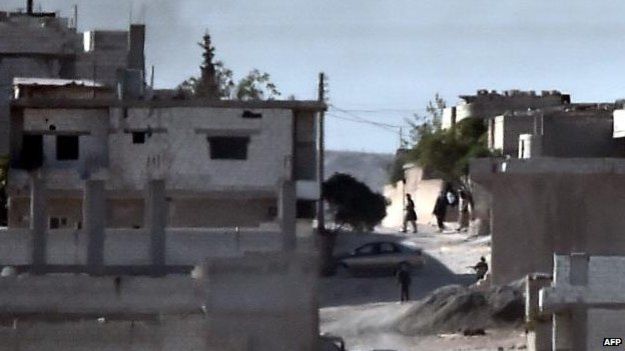 مقتل 23 مسلحا من داعش وتحرير معظم مدينة كوباني من التنظيم