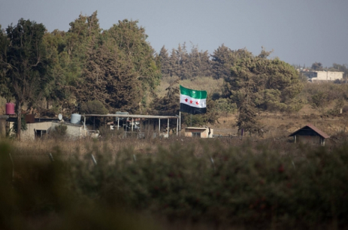 İsrail sınırında hepsi bir arada: Nusra, Ahrar, 'ılımlılar'...