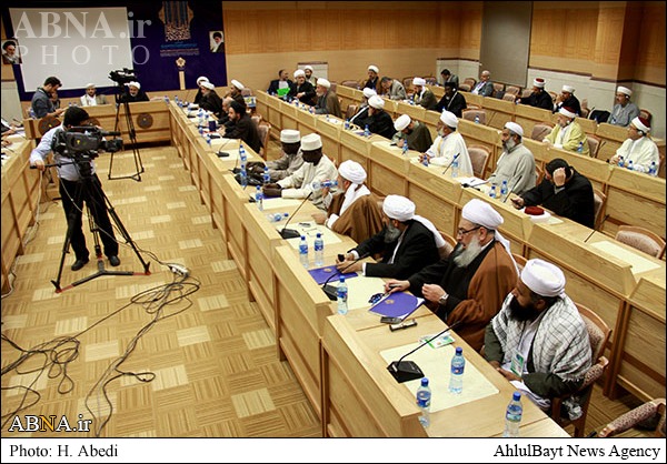 تصویری رپورٹ/ تکفیری تحریکوں کے خطرات پر کمیشن کا انعقاد