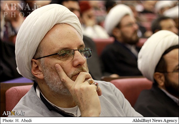 “Entrevista a «Sheij Abdulkarim Paz» durante el Congreso sobre la Amenaza del Takfirismo”