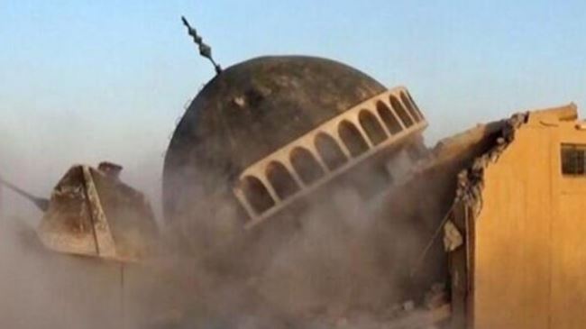 ISIL terrorists ruin Shia shrines, Sunni mosques in Iraq