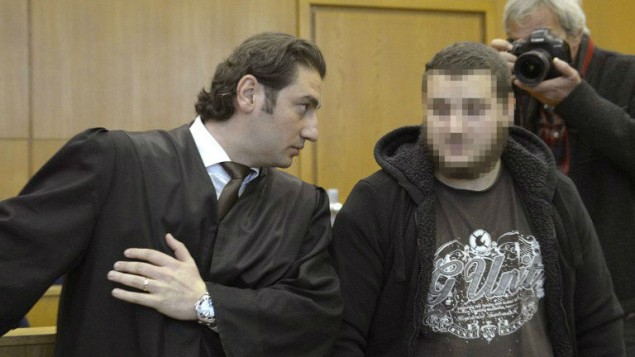 “Tribunal Alemán Procesa a Primer Terrorista de Daesh; Ex Jugador de Club de Fútbol Judío”