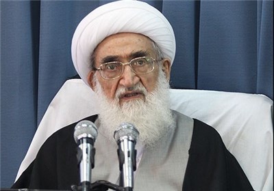 Grand Ayatollah Hamedani Calls on Shiites, Sunnis to Encourage  Unity against Enemies