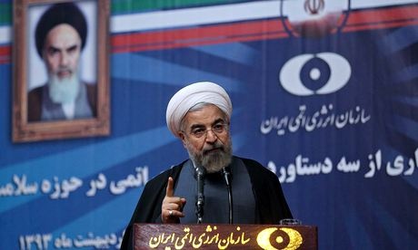 “Irán Continúa con sus Políticas Económicas tras Extensión de Diálogos Nuclear”