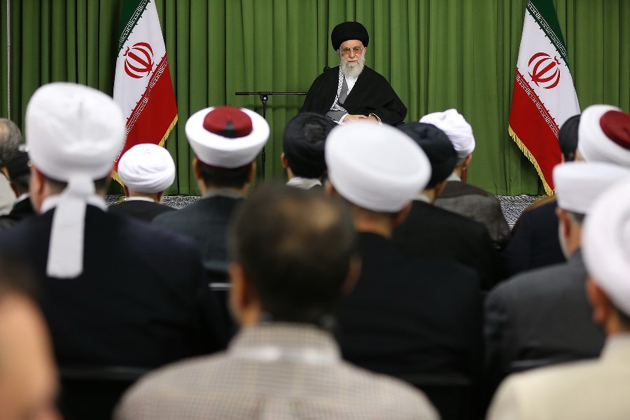Ayatollah Khamenei's Important Speech in Meeting with Participants of International Congress on Takfirism / Pics