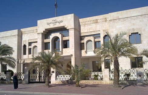 إعادة فتح السفارة السورية في الكويت ومنح تأشيرات الدخول لدبلوماسيين سوريين