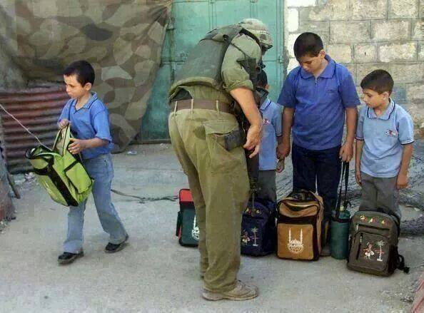 Israeli army prevents Palestinian students from entering their school