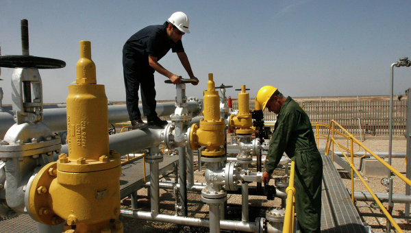 Pétrole contre marchandises: Russie et Iran lanceront le programme en 2014