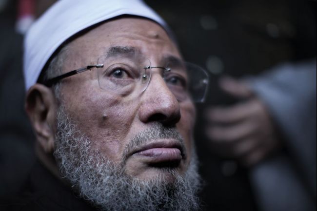 “42 Líderes de los HHMM, Incluyendo «Yusuf al Qaradawi», han sido Incluídos en Lista de Buscados por la Interpol”