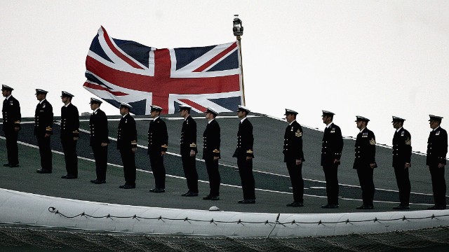 “Reino Unido Traslada Permanentemente la Royal Navy a una nueva Base Naval en Baréin”