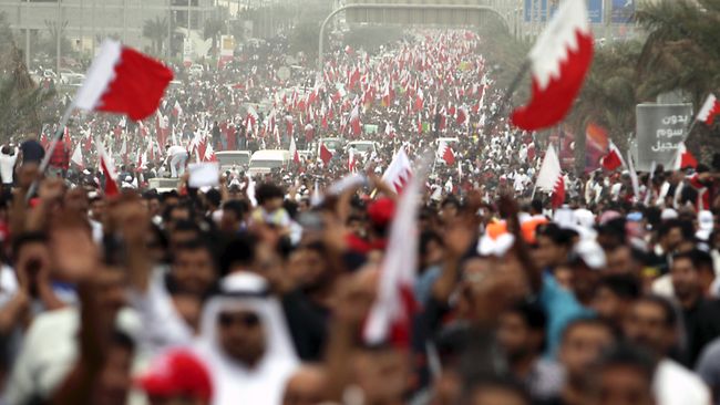 Bahrainis Rally Against UK's Expansion of Military Base in Persian Gulf