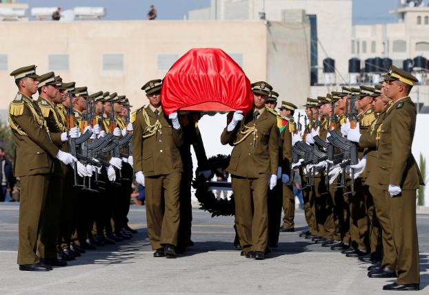 تشييع جثمان أبو عين.. والمشيوعون يتوعدون بالانتقام