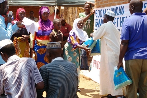 Turkish Muslims Donate Maize Seeds to 500 Families in Malawi