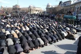 La plus grande prière collective de l’histoire de l’islam sur la route reliant Najaf à Karbala