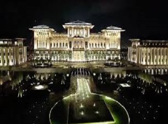 KAÇ”AK” SARAY VE KAÇ”AK” NEFİSLER…