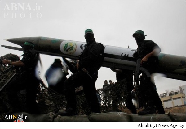 Batalion Izuddin al-Qassam pamer roket baru