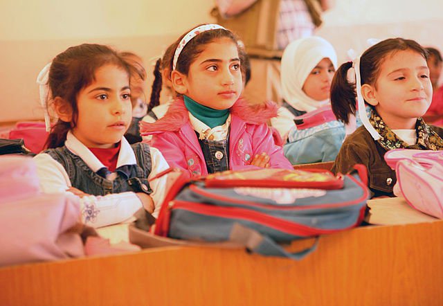 غرب اردن میں صہیونی فوجیوں کا ایک اسکول پر حملہ
