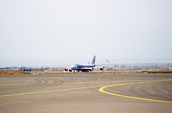 İran Azərbaycanla sərhəddə yeni aeroport tikir