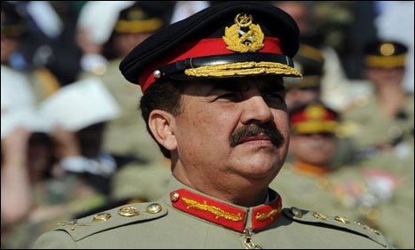 آرمی چیف نے 6 دہشت گردوں کے ڈیتھ وارنٹ پر دستخط کردیے   	