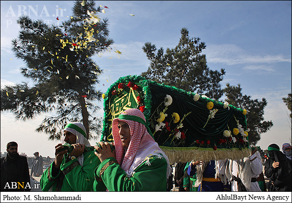 İmam Hasan’ın (a.s) Sembolik Cenaze Merasimi / Foto 