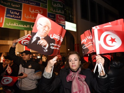 السبسي يعلن فوزه في انتخابات الرئاسة والمرزوقي يرفض مزاعمه