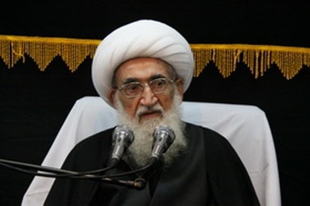 مسلمان دشمن کی سازشوں سے ہوشیار رہیں: آیت اللہ نوری ہمدانی