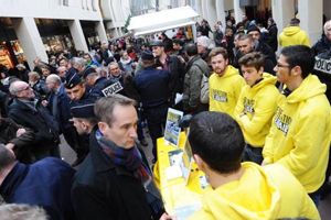 Le groupuscule islamophobe "Génération Identitaire" chassé du marché de Noël
