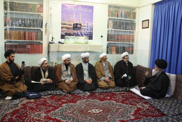 Ayatollah Alavi-Gorgani: “Prayer is a deterrent against corruption and vice in society” 