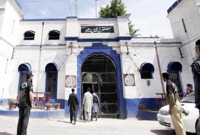 پھانسی کے لیے دو مزید مجرم پشاور جیل میں منتقل