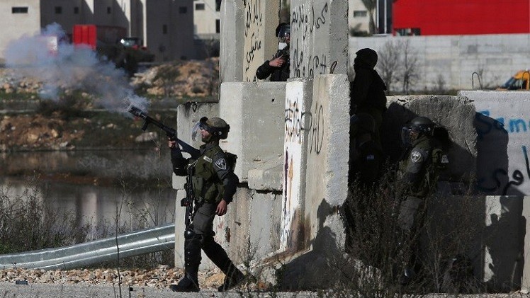 جيش الاحتلال يقتل فلسطينيا جنوب نابلس