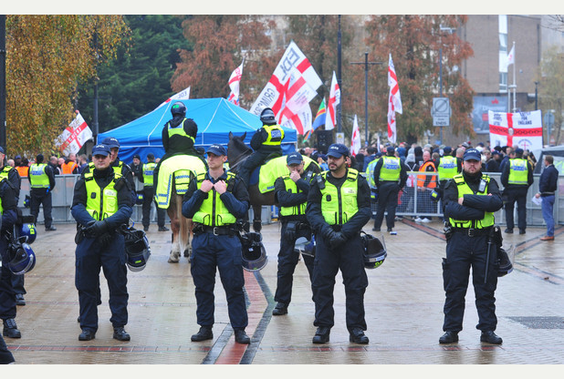 London: EDL to protest outside Luton Islamic Centre on New Year's Eve