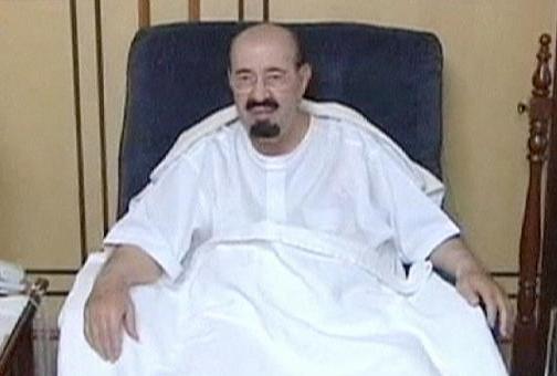 الملك السعودي يعالج من التهاب رئوي ويستخدم أنبوبا يساعده على التنفس
