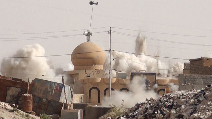 Daech fait exploser une mosquée historique à Mossoul
