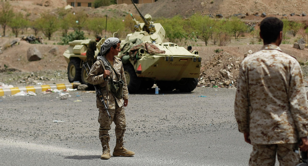 Yemen: Another explosion targets Houthi base in capital / Pics