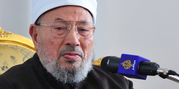 مصر تطالب قطر بإسترداد أموال القرضاوي بعد اتهامه بتهريبها