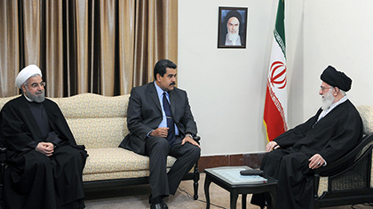 Ayatolá Jamenei: “La Hostilidad de la Hegemonía Mundial con Venezuela Deviene de las Valientes Posturas de ese País”