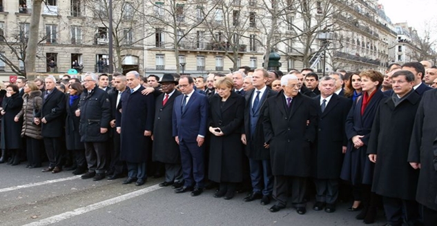 Netanyahu ve Davutoğlu teröre karşı 