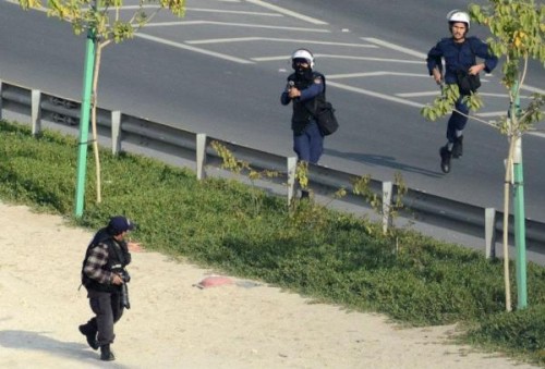 استهداف شرطة البحرين للصحفيين متعمد لعرقلة جهودهم في توثيق الانتهاكات