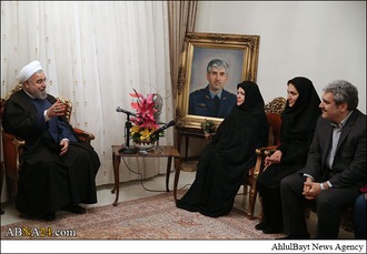 ایران کی عظمت و عزت ایرانی فداکاروں کی مرہون منت: صدر روحانی